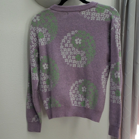 Floral Yin Yang Patterned Women's Sweater - Picture 3 of 7